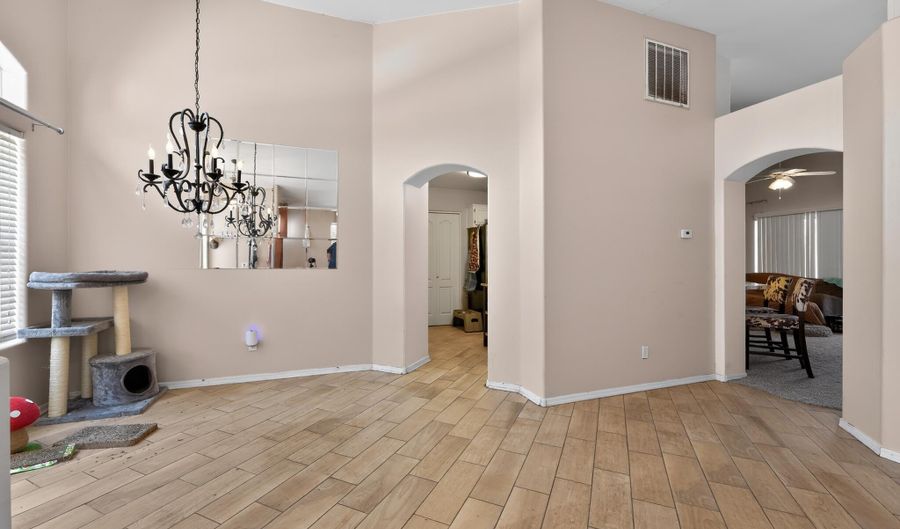 9491 W RAVEN Dr, Arizona City, AZ 85123 - 3 Beds, 2 Bath