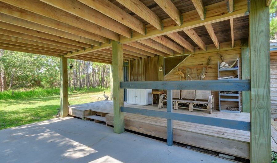 16 Pelican St, Alligator Point, FL 32346 - 2 Beds, 2 Bath