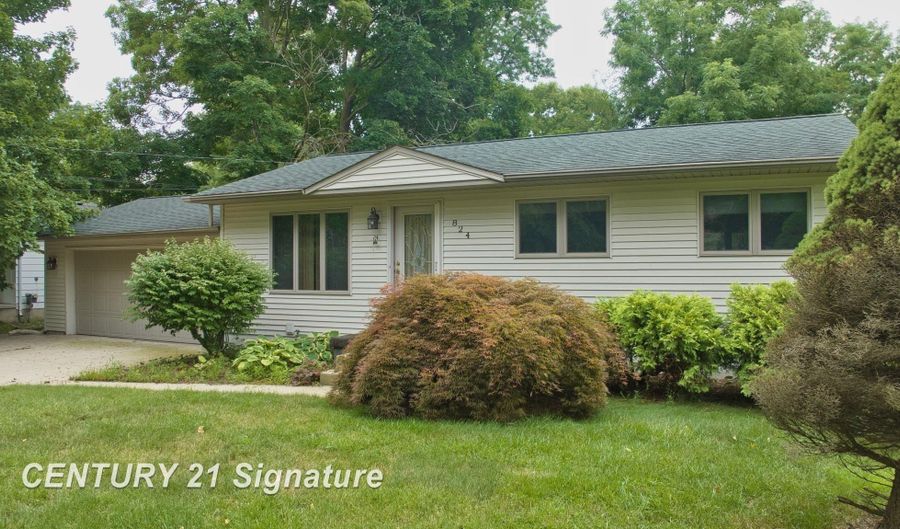 824 Gerald, Flushing, MI 48433 - 4 Beds, 2 Bath