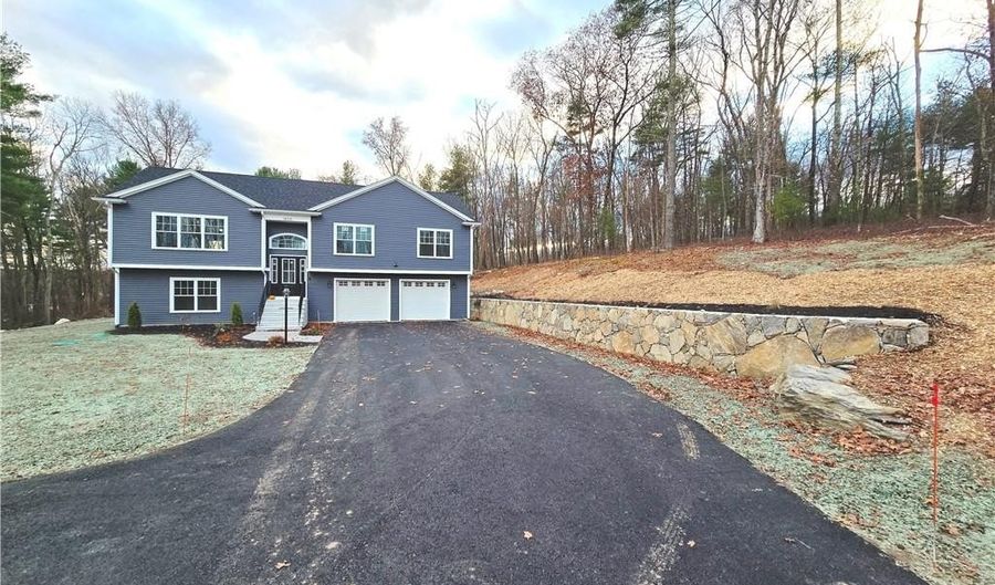 1835 Bronco Hwy, Burrillville, RI 02826 - 4 Beds, 3 Bath