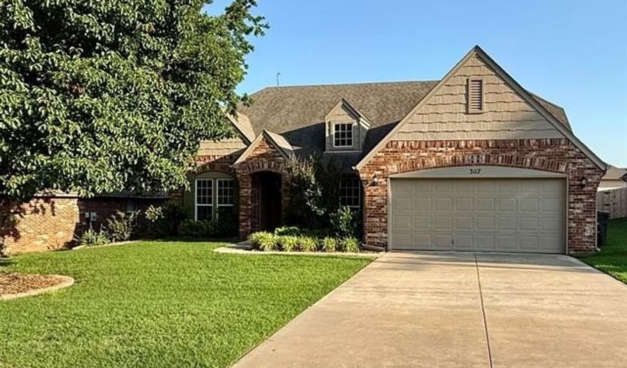 3117 Lincoln Rd, Bartlesville, OK 74006 - 4 Beds, 3 Bath