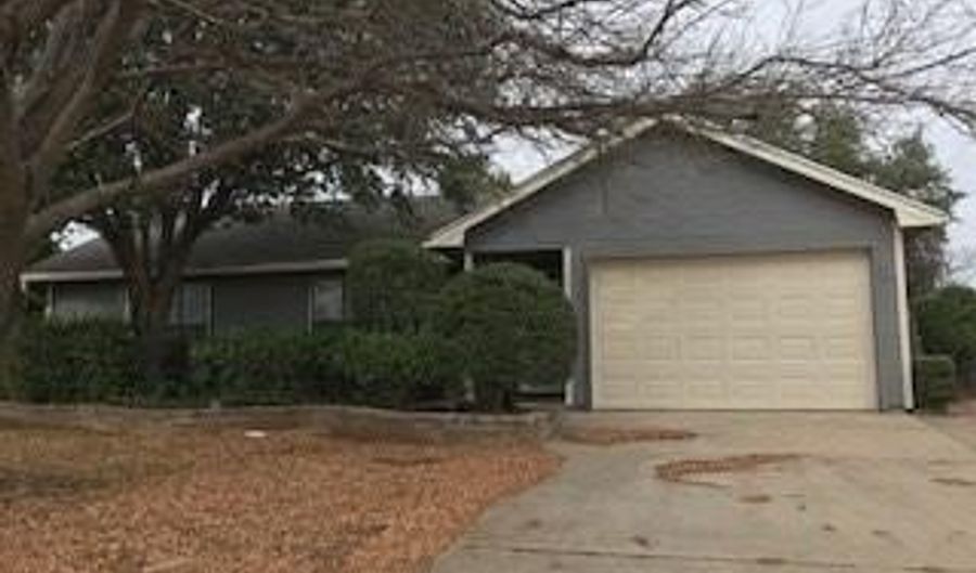 1342 Baylor St, Abilene, TX 79602 - 2 Beds, 2 Bath