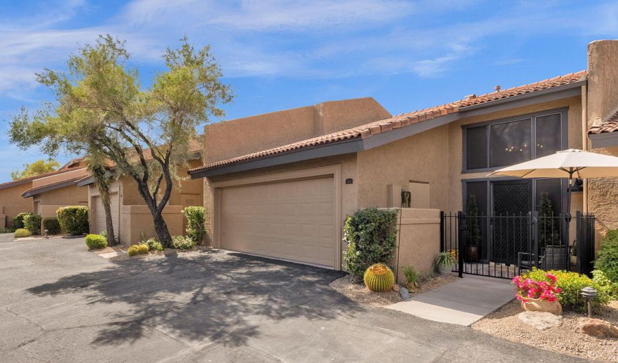 7438 E HUM Rd 103, Carefree, AZ 85377 - 2 Beds, 3 Bath