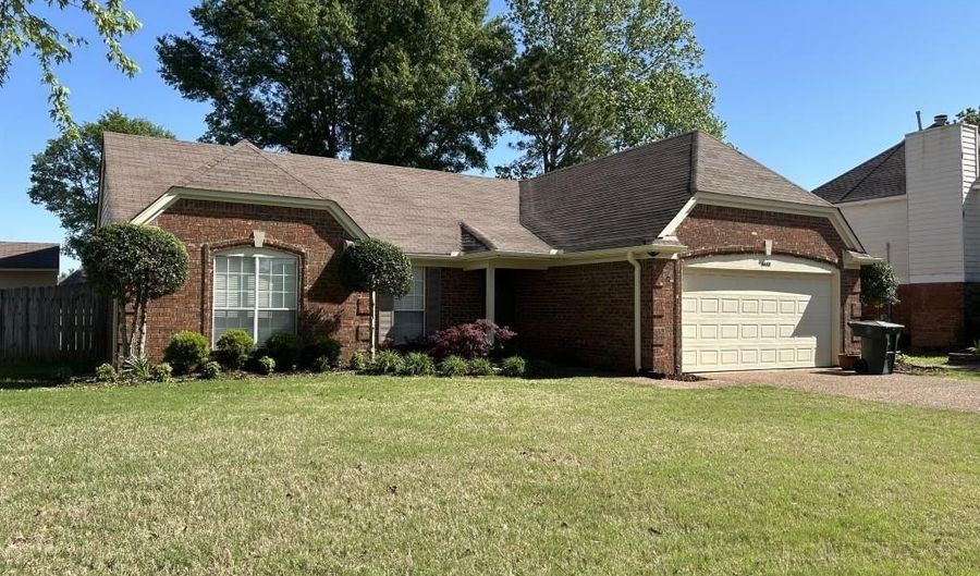6688 LAUREL Vly, Bartlett, TN 38135 - 3 Beds, 2 Bath