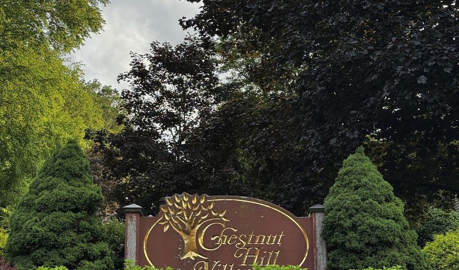 95 Chestnut St APT I, Bethel, CT 06801 - 2 Beds, 2 Bath
