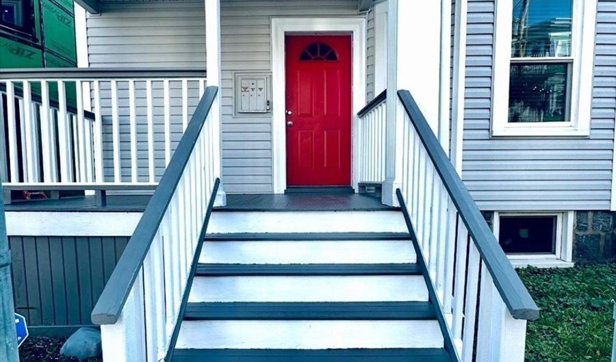 8 Groom St 3, Boston, MA 02125 - 3 Beds, 1 Bath