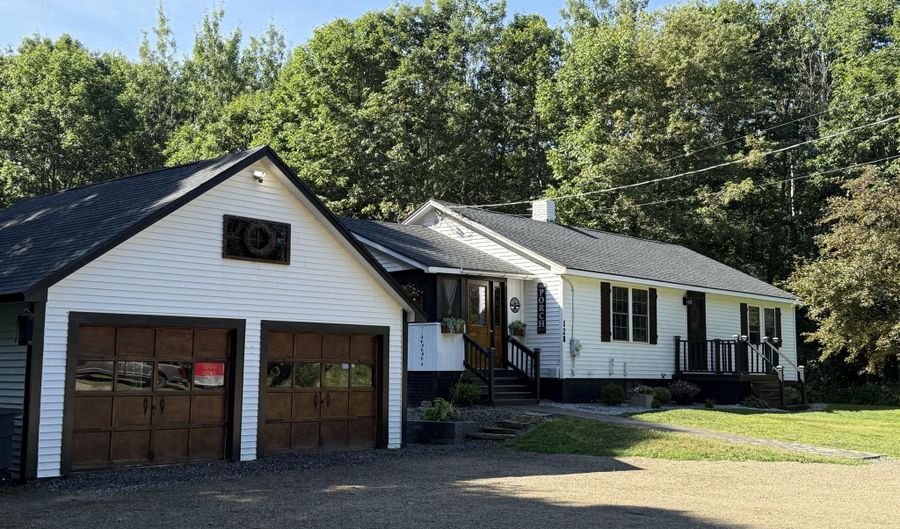 128 Shepard Rd, Belfast, ME 04915 - 2 Beds, 1 Bath