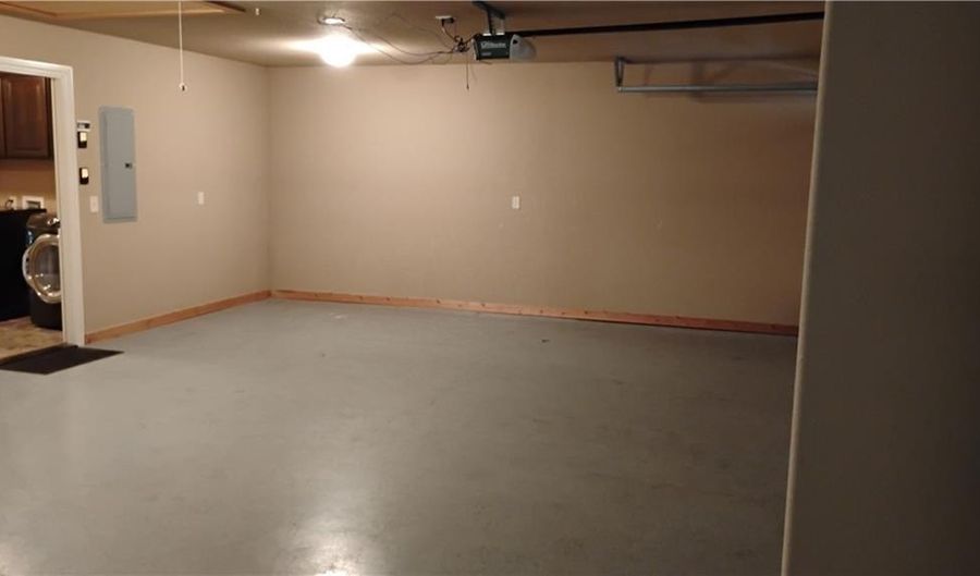 1911 Cypress St, Bentonville, AR 72713 - 3 Beds, 2 Bath
