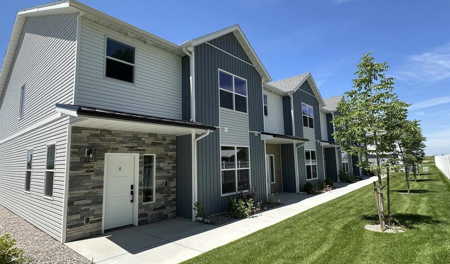 5570 TRUEMAN Unit C, Chubbuck, ID 83202 - 4 Beds, 3 Bath