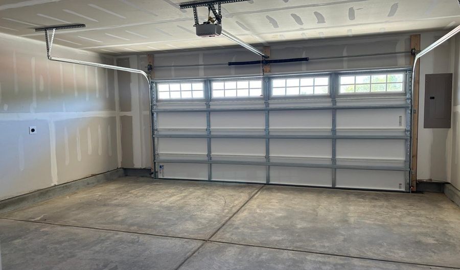 318 Leland Crest Dr, Apex, NC 27539 - 4 Beds, null Bath