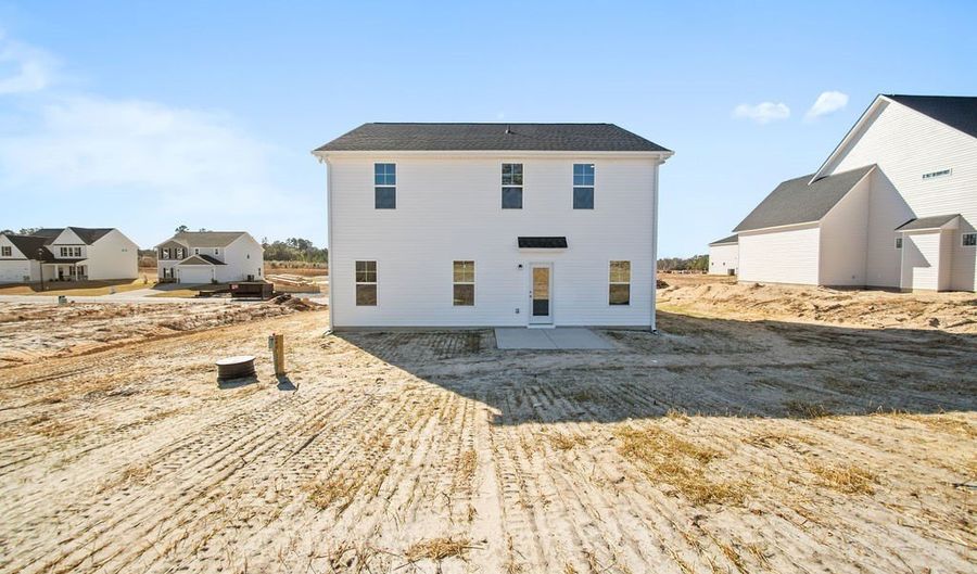 544 Ashley Heights Dr, Aberdeen, NC 28315 - 4 Beds, 3 Bath