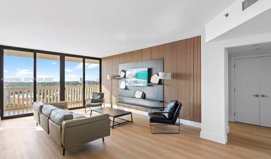 2000 Island Blvd 903, Aventura, FL 33160 - 2 Beds, 2 Bath