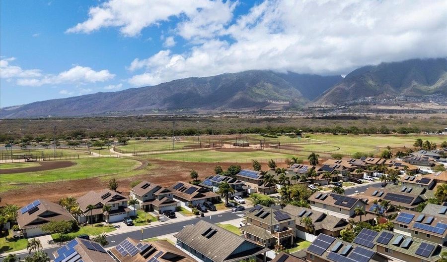 203 Anamuli St, Kahului, HI 96732 - 3 Beds, 2 Bath