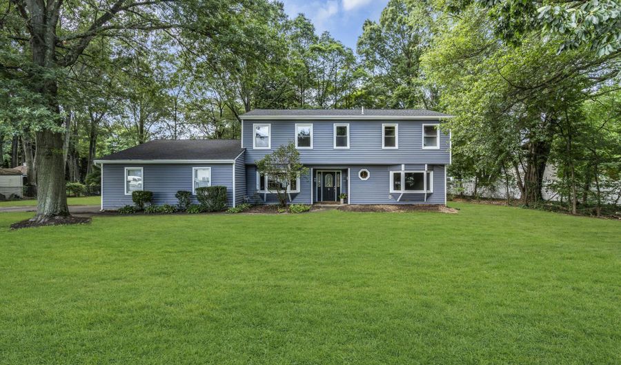 11 Phillips Mills Dr, Middletown, NJ 07748 - 4 Beds, 3 Bath