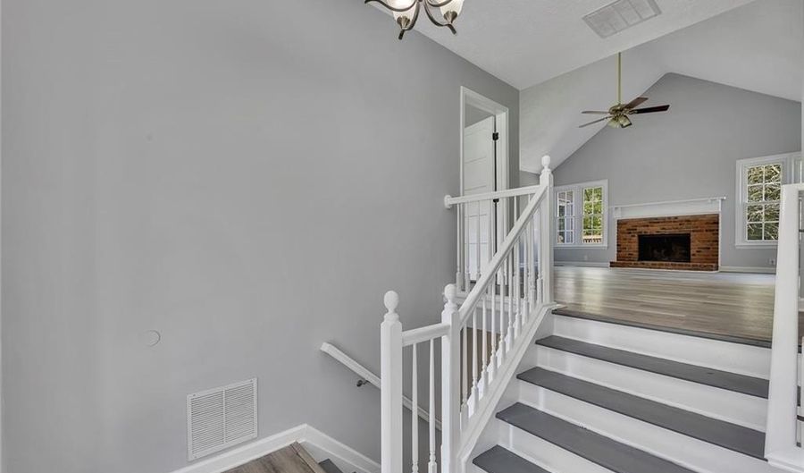 1140 Green Meadow Ct NW, Acworth, GA 30102 - 4 Beds, 3 Bath