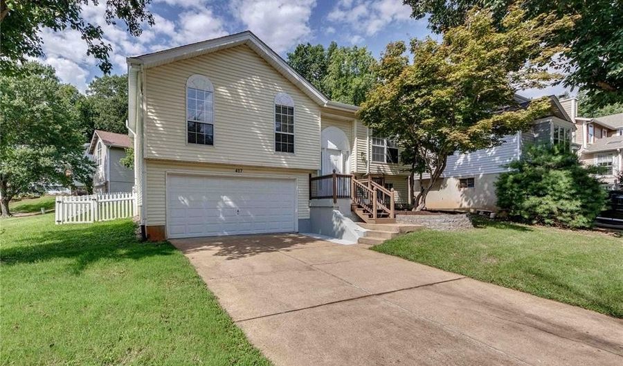 417 Elm Crossing Ct, Ballwin, MO 63021 - 3 Beds, 3 Bath