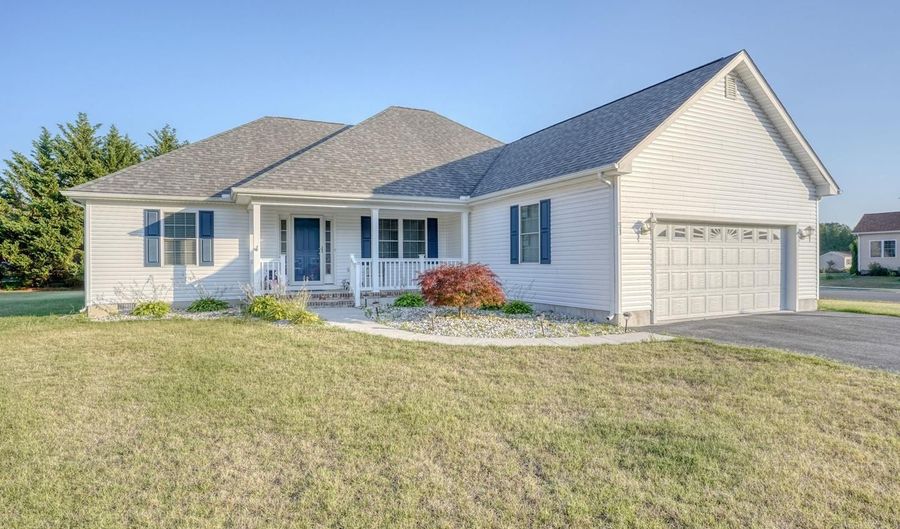 51 LULU Ln, Dover, DE 19901 - 4 Beds, 3 Bath