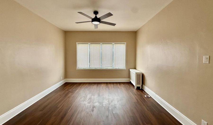 7 OBRIEN Ct, Bayonne, NJ 07002 - 3 Beds, 1 Bath