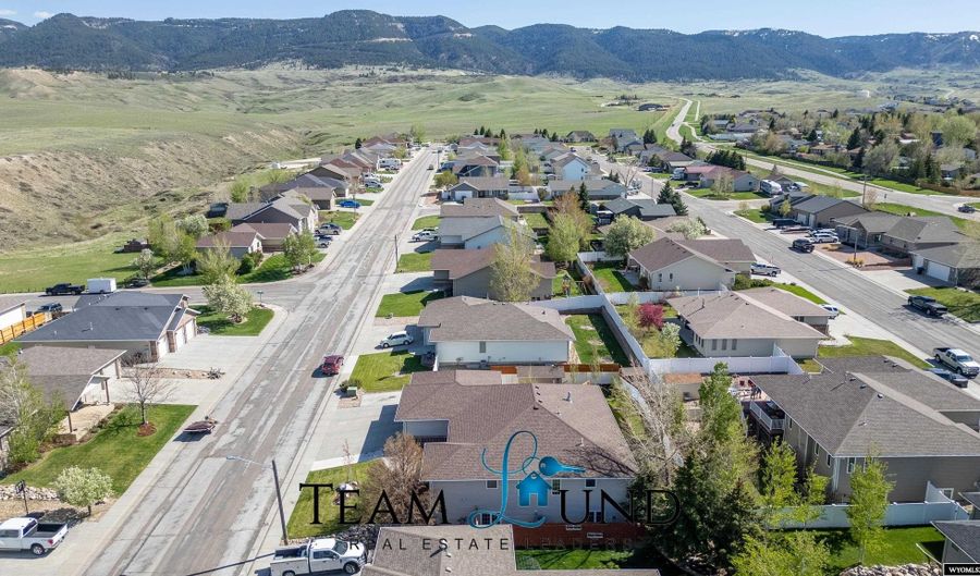 5102 Vista Way, Casper, WY 82601 - 4 Beds, 3 Bath