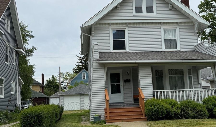 1733 E 47th St, Ashtabula, OH 44004 - 3 Beds, 2 Bath