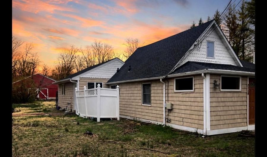 2328 TREMONT Ave, Atco, NJ 08004 - 2 Beds, 1 Bath