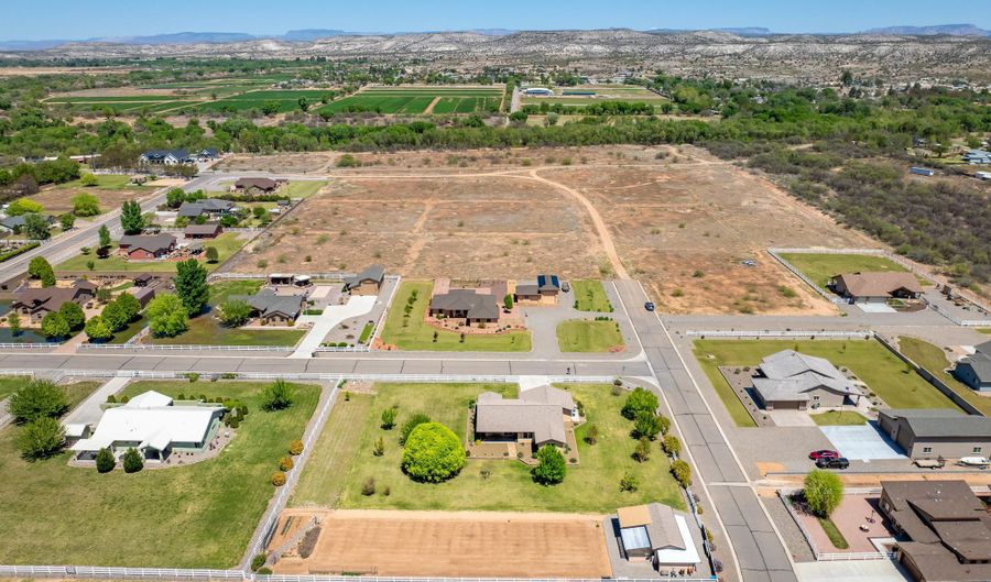 2093 Paso Fino Way, Camp Verde, AZ 86322 - 3 Beds, 2 Bath
