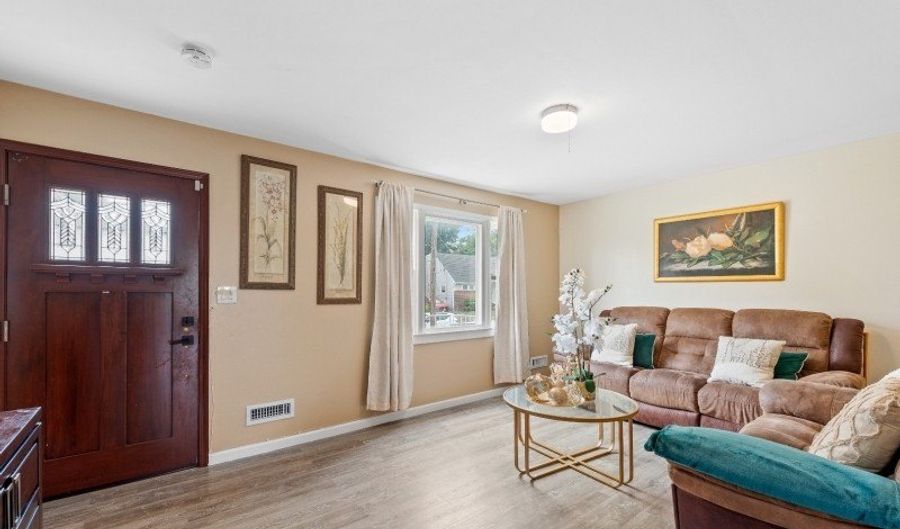 54 Sycamore Dr, Belleville, NJ 07109 - 3 Beds, 3 Bath