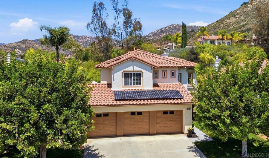 3152 Ferncreek Ln, Escondido, CA 92027 - 4 Beds, 3 Bath
