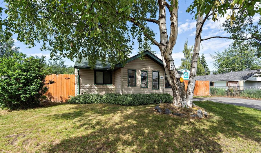 1602 Richardson Dr, Anchorage, AK 99504 - 3 Beds, 1 Bath