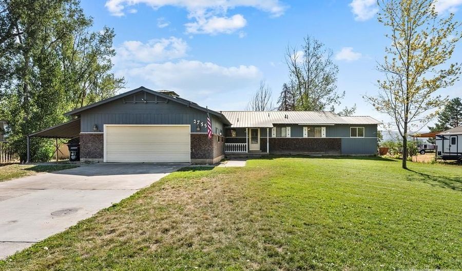 2755 Ross Ave, Ammon, ID 83406 - 6 Beds, 3 Bath