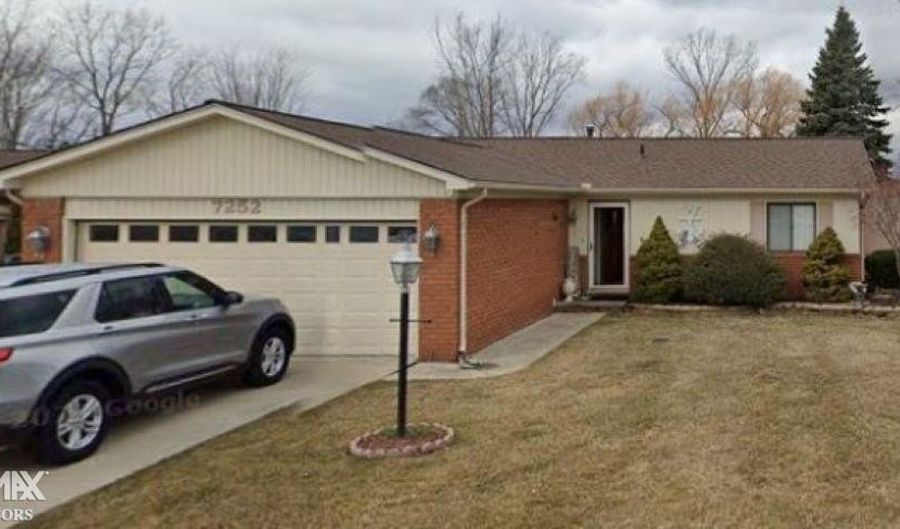 7252 Flamingo, Algonac, MI 48001 - 2 Beds, 2 Bath