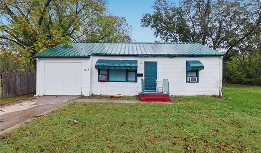 4105 Starboard Ct, Bartlesville, OK 74006 - 2 Beds, 2 Bath