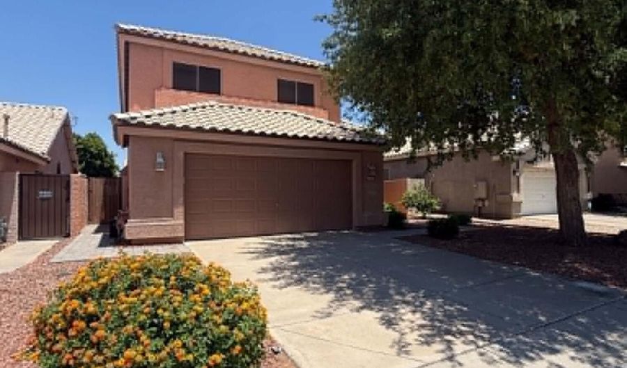 5200 W SHANNON St, Chandler, AZ 85226 - 4 Beds, 3 Bath