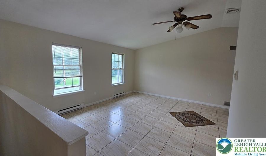 481 Savage Rd, Allen, PA 18067 - 3 Beds, 3 Bath