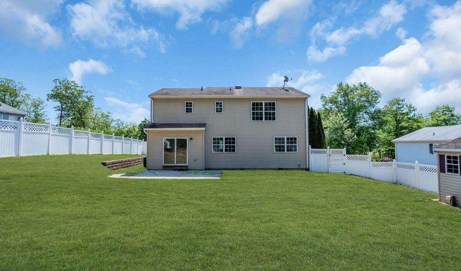 39 Old Main Shore Rd, Barnegat, NJ 08005 - 4 Beds, 3 Bath