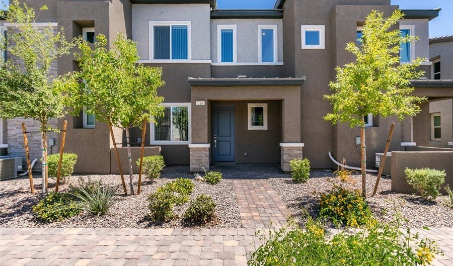 218 Krameria Ave, Henderson, NV 89011 - 2 Beds, 3 Bath