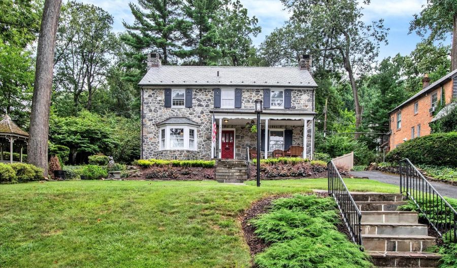 1611 ALSACE Rd, Reading, PA 19604 - 3 Beds, 3 Bath