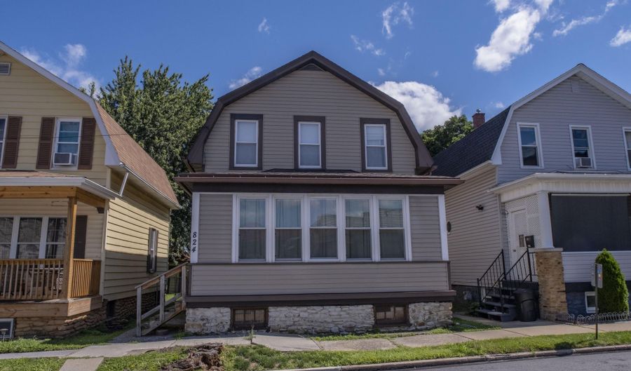 824 26th St, Altoona, PA 16601 - 3 Beds, 1 Bath
