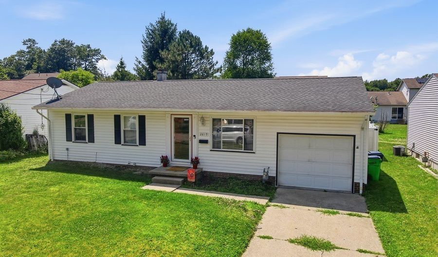 2619 Center Ave, Alliance, OH 44601 - 3 Beds, 1 Bath
