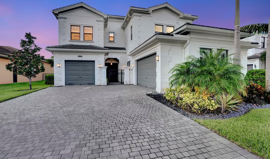 16950 Pavilion Way, Delray Beach, FL 33446 - 5 Beds, 7 Bath