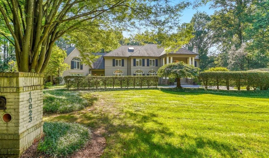 10823 LOCKLAND Rd, Potomac, MD 20854 - 8 Beds, 10 Bath