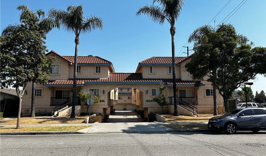 1898 Vine St B, Alhambra, CA 91801 - 3 Beds, 3 Bath