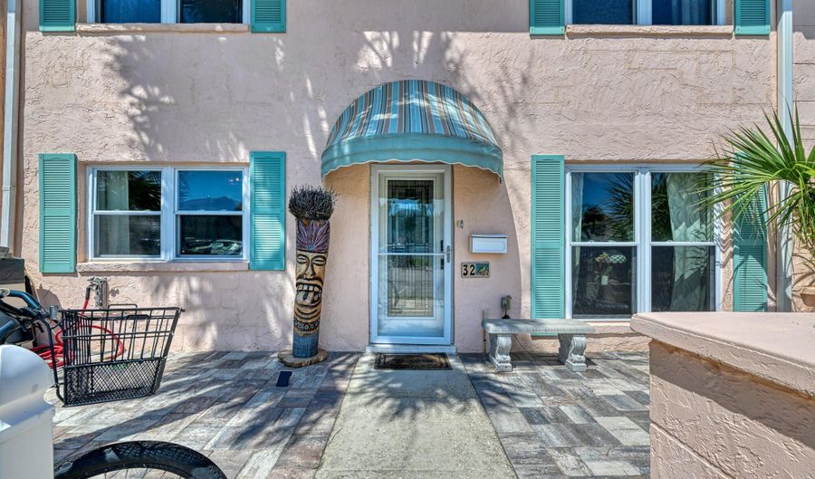 2233 SEMINOLE Rd 32, Atlantic Beach, FL 32233 - 3 Beds, 3 Bath