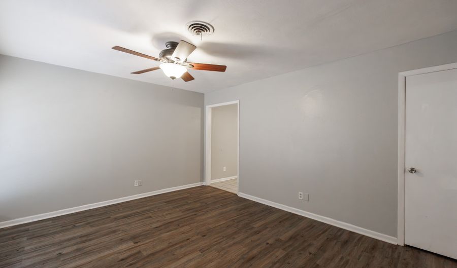 1217 Mimosa Dr, Abilene, TX 79603 - 3 Beds, 1 Bath