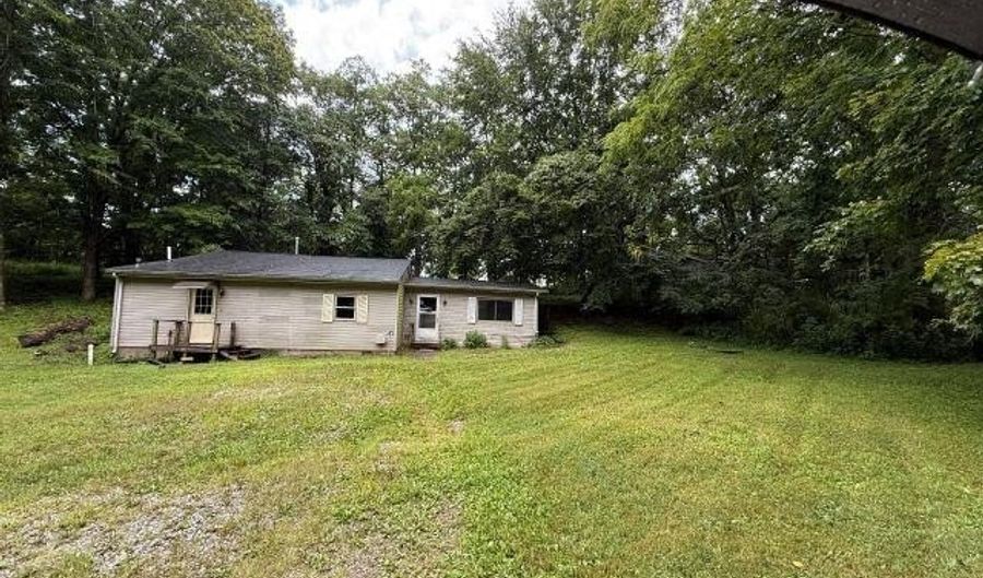 328 Patricia Ln, Bedford, IN 47421 - 3 Beds, 2 Bath