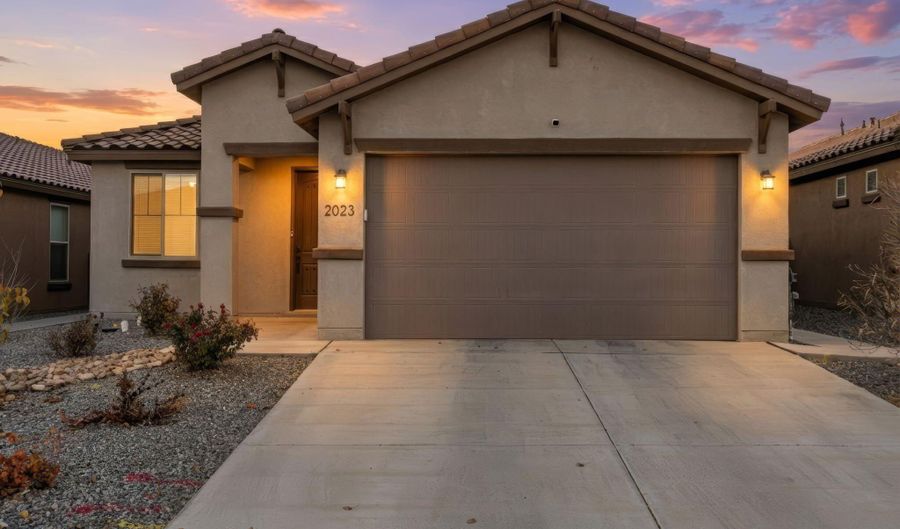 2023 White Squall Dr NW, Albuquerque, NM 87120 - 3 Beds, 2 Bath
