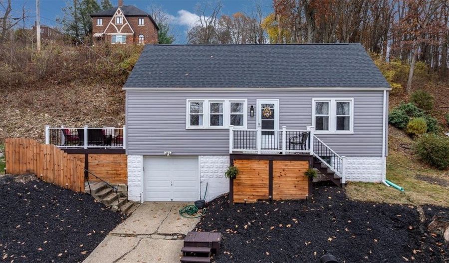 1807 Wade Street Ext, Aliquippa, PA 15001 - 2 Beds, 2 Bath