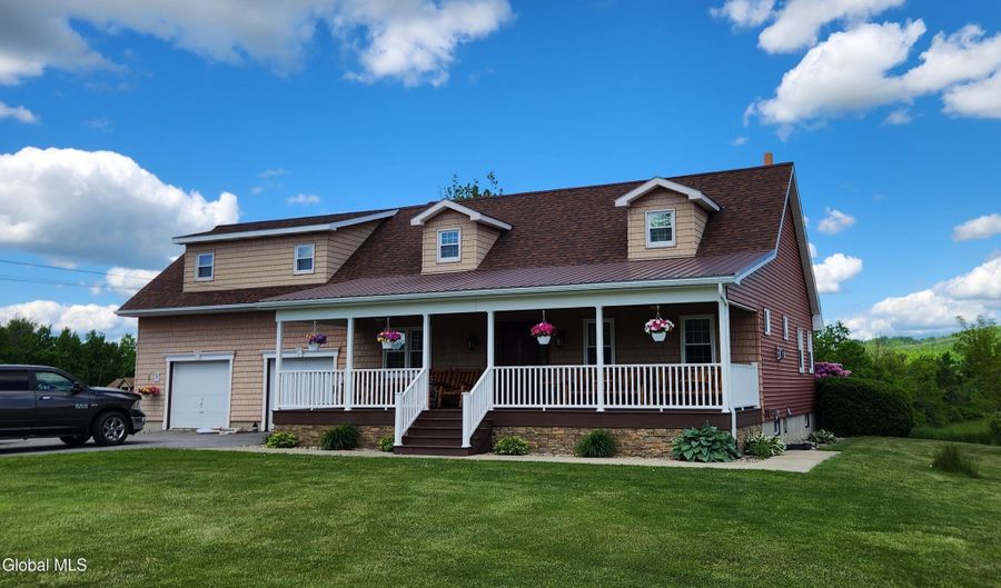 6663 State Highway 30, Amsterdam, NY 12010 - 5 Beds, 3 Bath