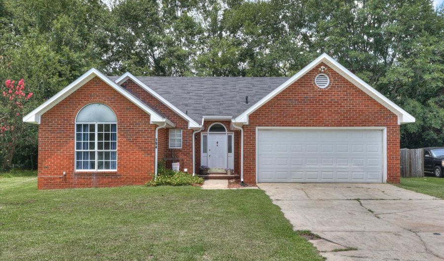 194 Suffolk Dr, Aiken, SC 29803 - 3 Beds, 2 Bath