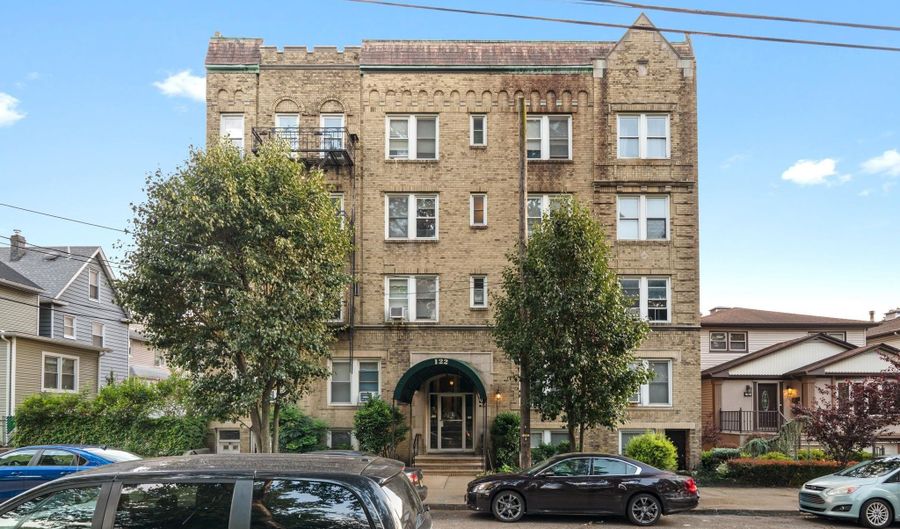 122 W 39TH St A4, Bayonne, NJ 07302 - 1 Beds, 1 Bath
